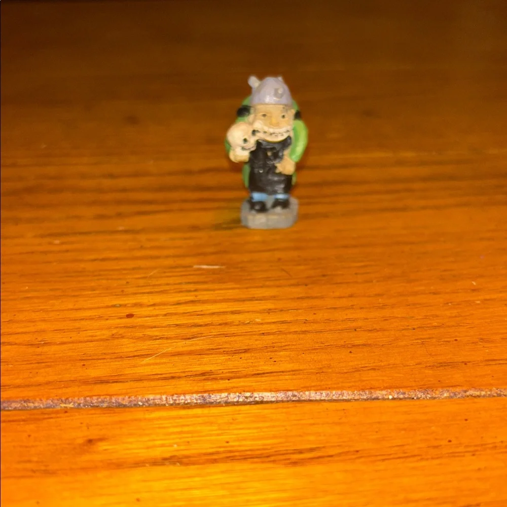 Halloween Miniature Toy Set with Pumpkins and Figurines - Picture 14 of 14